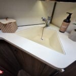 KABE-TM I 910 QB *Queenbed *AC bodel-(2015)