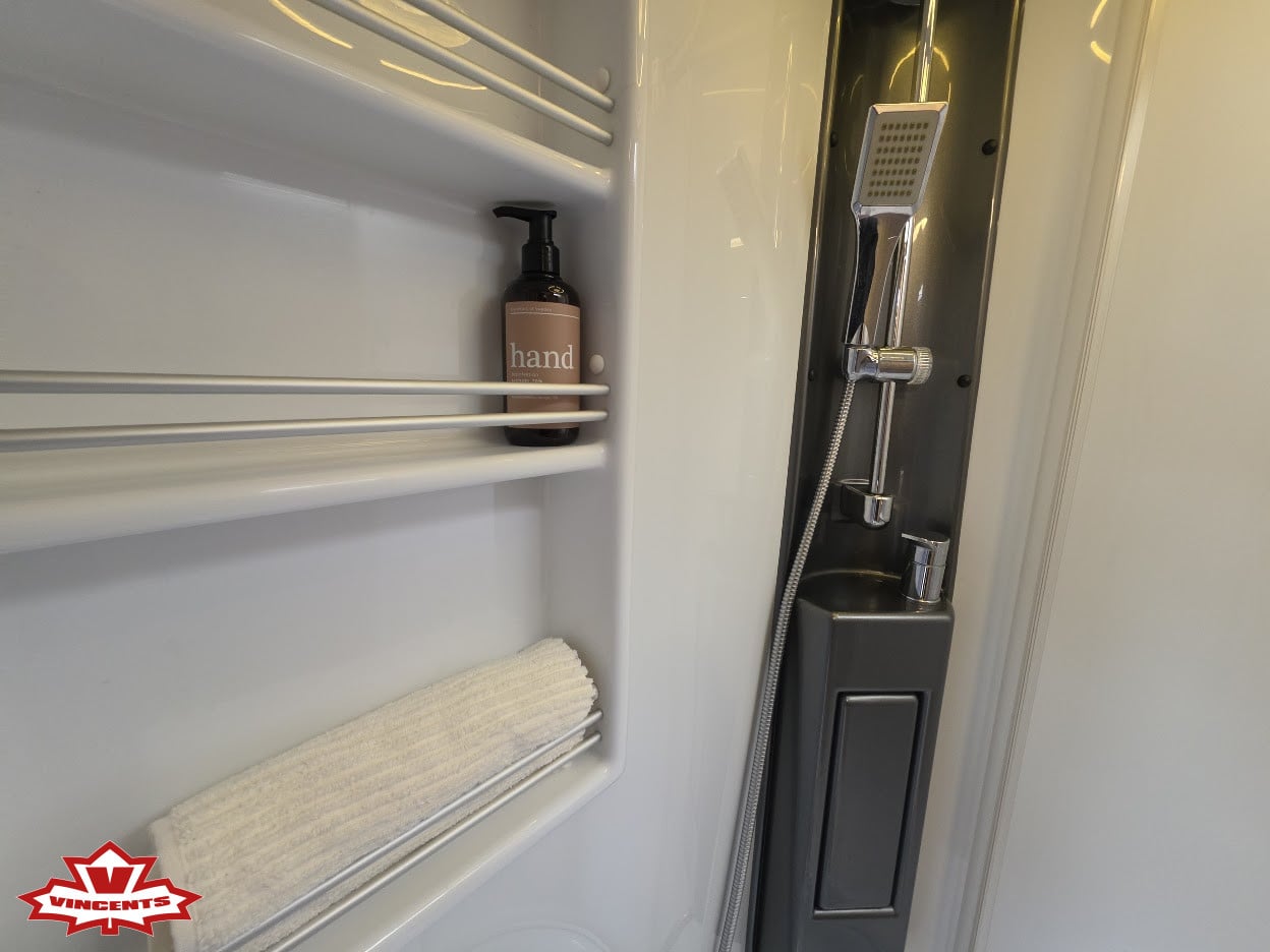 KABE-TM I 910 QB *Queenbed *AC bodel-(2015)