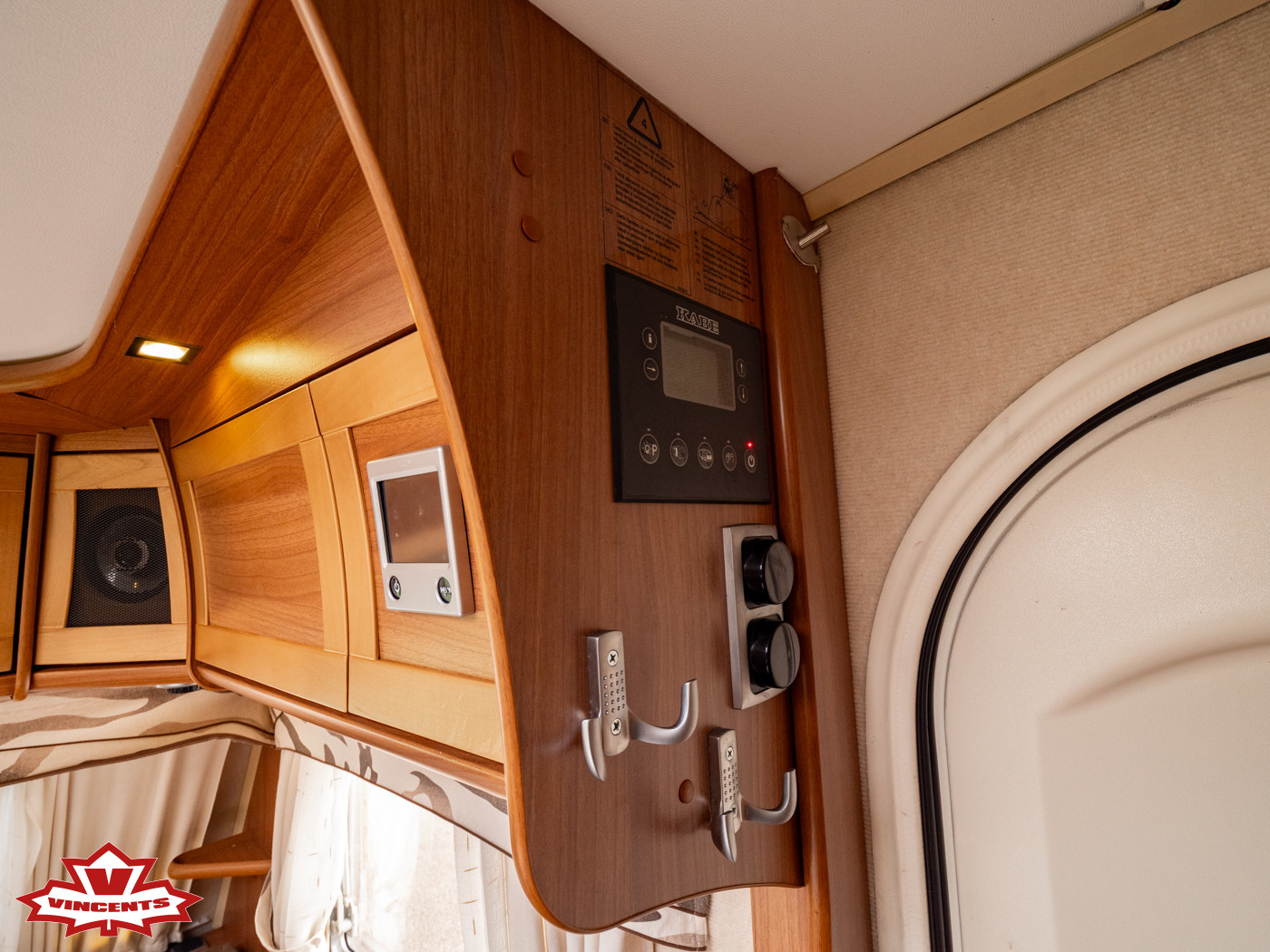 KABE-ROYAL 520 XL KS *ALDE *Dubbelbädd-(2011)-3420575