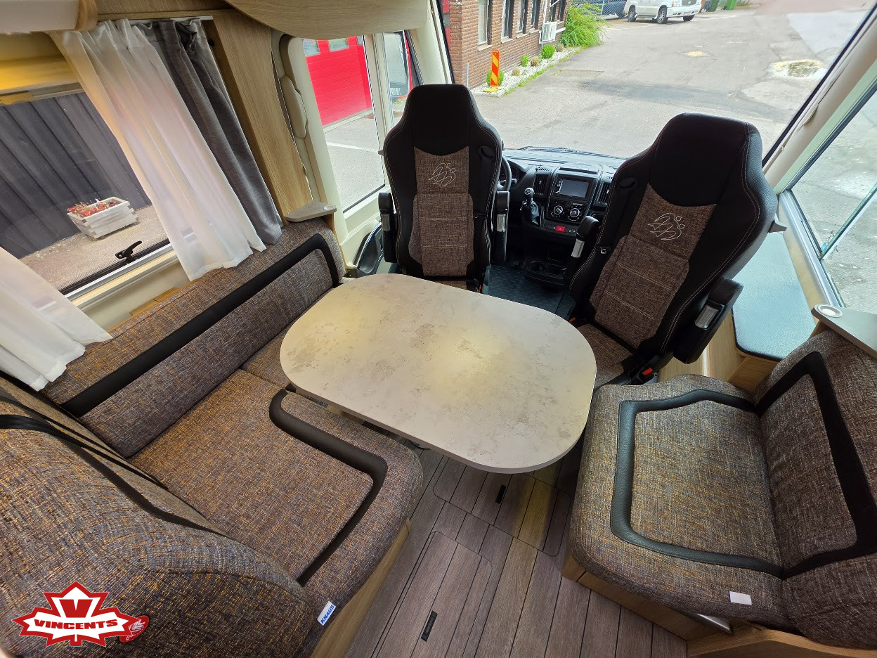 Knaus-SKY I 700 LG *Tvärbädd *Taksäng *Truma-(2016)-3413402