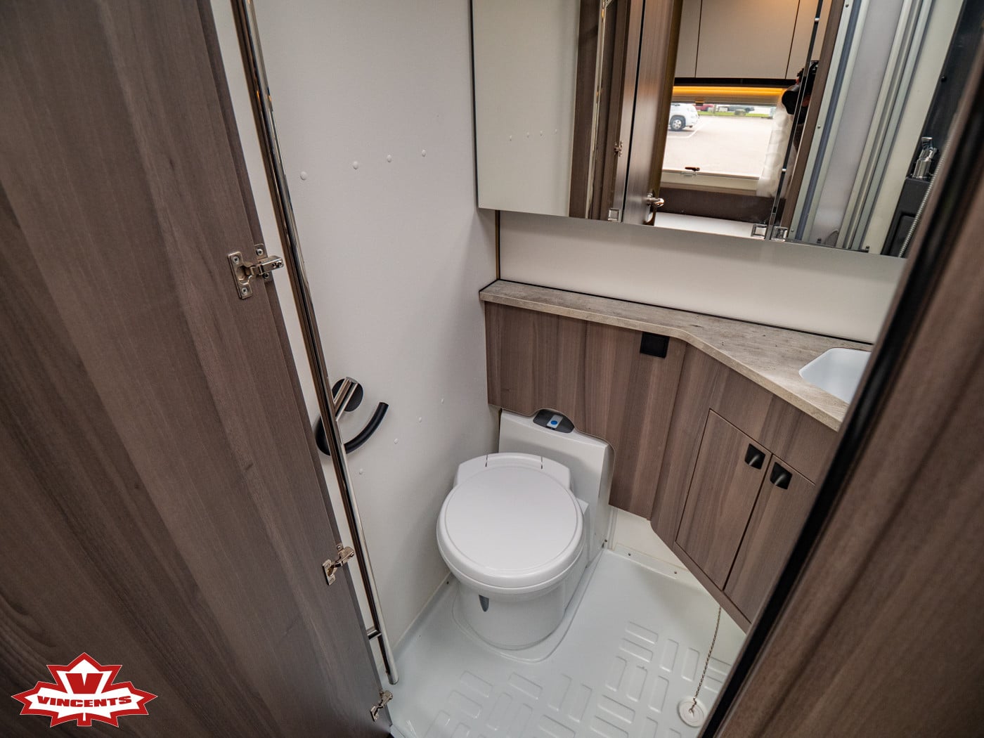 KABE-ESTATE 660 DGDL KS *Alde *AC-(2021)-3433478