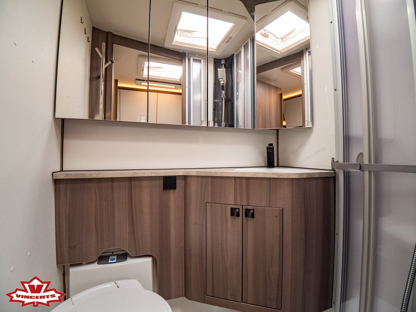 KABE-ESTATE 660 DGDL KS *Alde *AC-(2021)-3433479