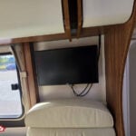 Eura Mobil-Integra Line *Automat *AC bodel *Dragkrok-(2014)