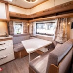 Hobby-400 SFE DE LUXE *Truma *KOMMANDE-(2021)