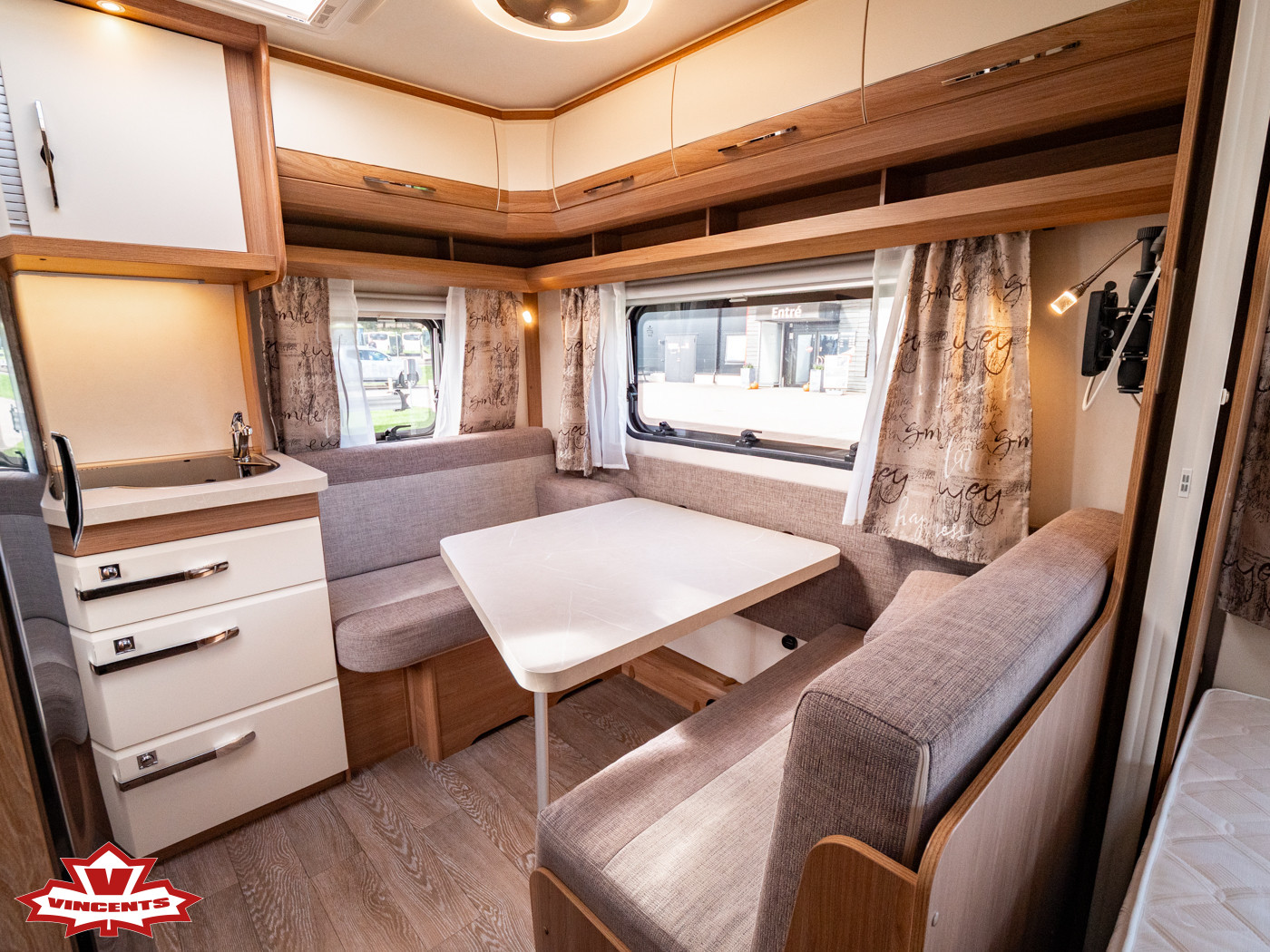 Hobby-400 SFE DE LUXE *Truma *KOMMANDE-(2021)