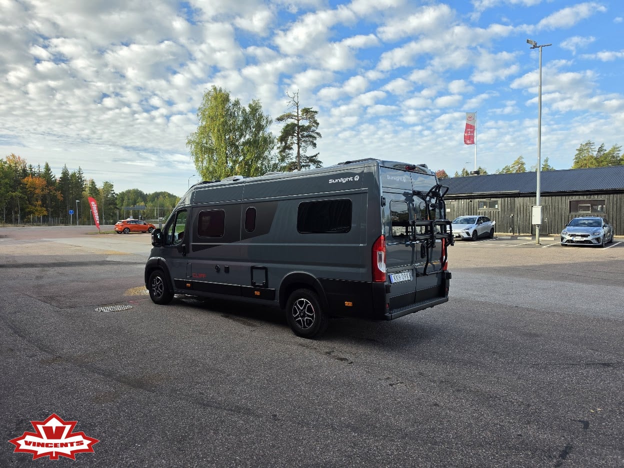 Sunlight-CVE 640 *Automat *Solcell *Dieselvärmare-(2025)